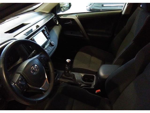 TOYOTA RAV 4 (01/03/2017) - 